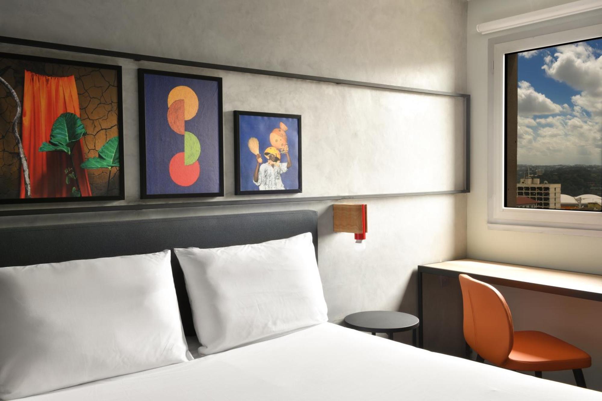 Готель Ibis Styles Abidjan Plateau Екстер'єр фото
