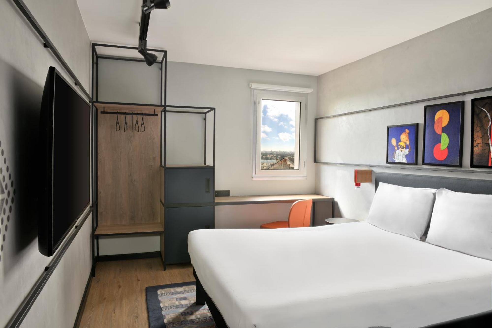 Готель Ibis Styles Abidjan Plateau Екстер'єр фото