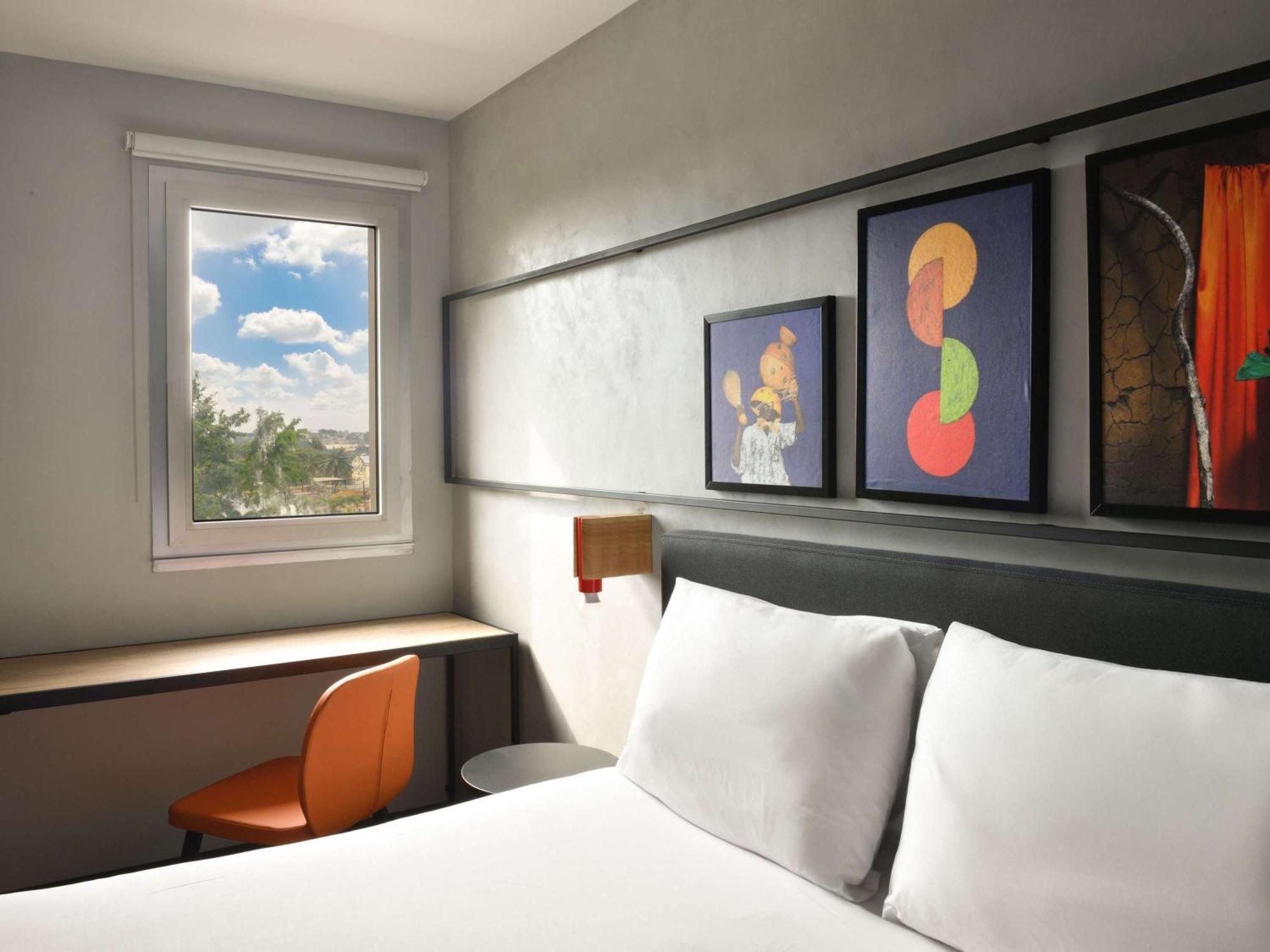 Готель Ibis Styles Abidjan Plateau Екстер'єр фото